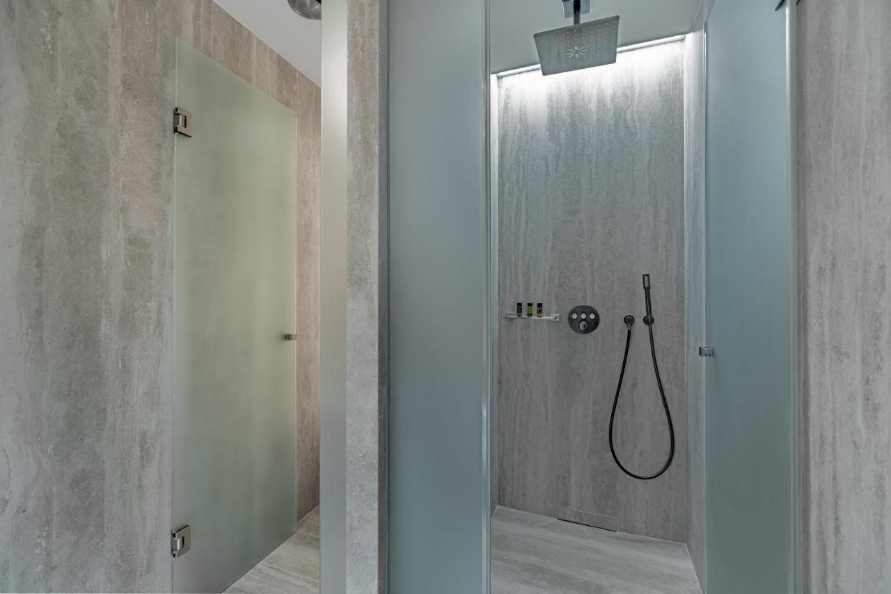 Hellenic Vibes Smart Hotel Athens Exterior photo A shower cubicle